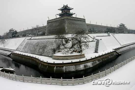 西安迎来今冬第一场雪 网友晒陕西最美雪景照